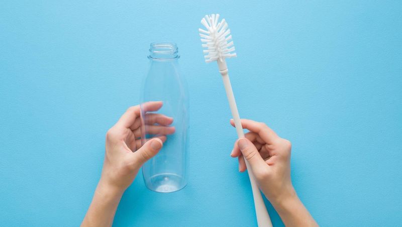 Keep Your Reusable Water Bottle Clean