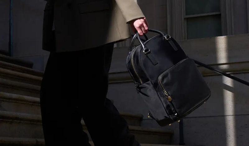 Lo & Sons Hanover 2