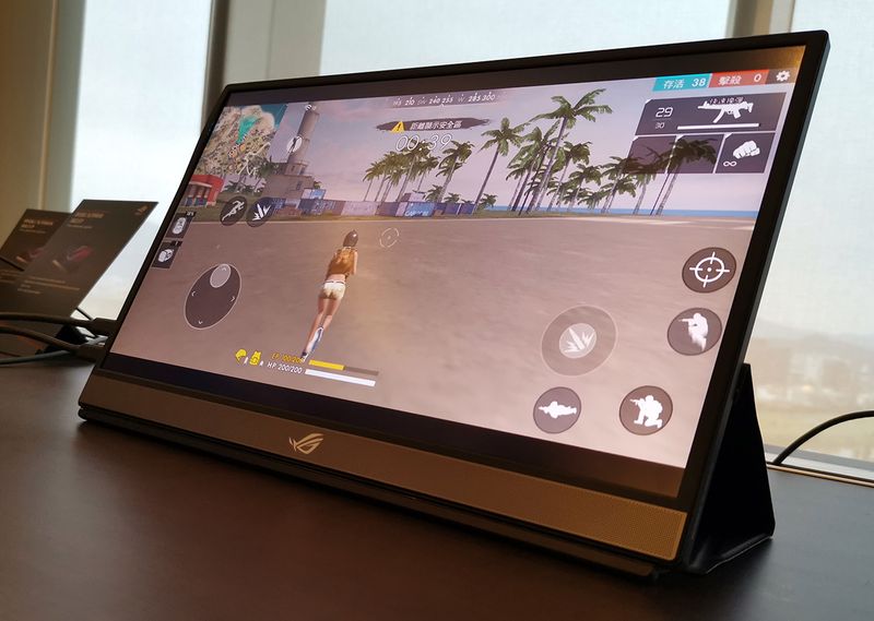 ASUS ROG Strix XG17AHPE