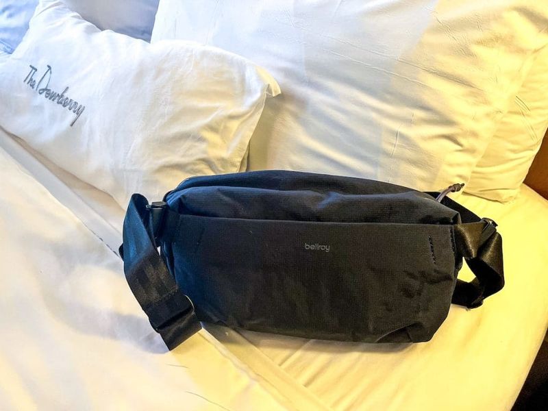 Bellroy Venture Sling 9L