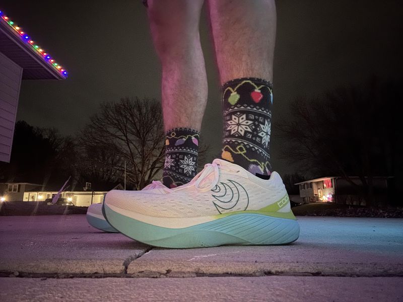 Topo Athletic Atmos
