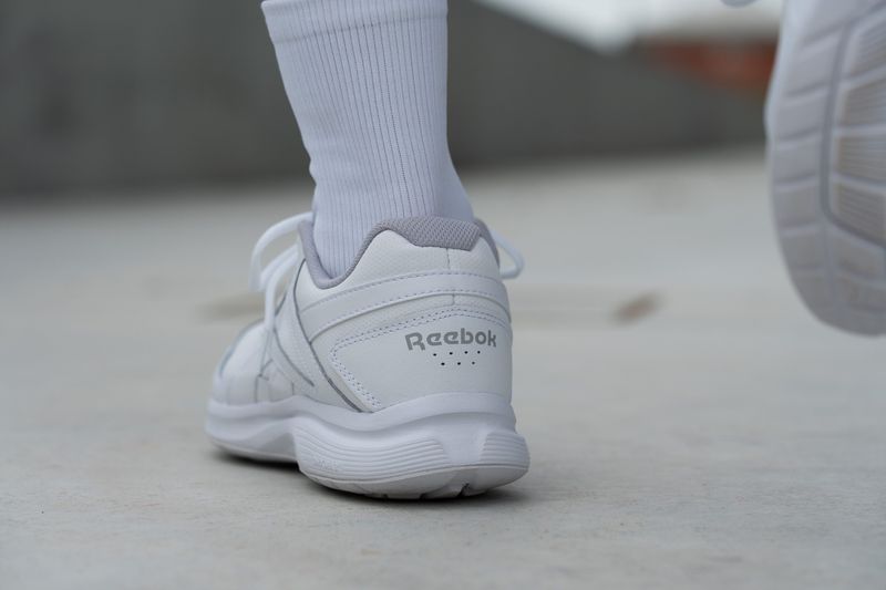 Reebok Men's Walk Ultra 7 DMX MAX