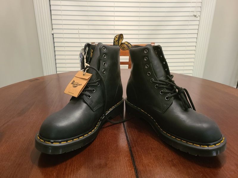 Dr. Martens 1460 Waterproof