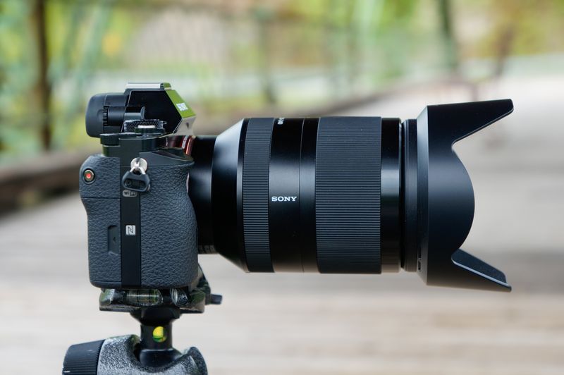 Sony FE 24-240mm f/3.5-6.3 OSS