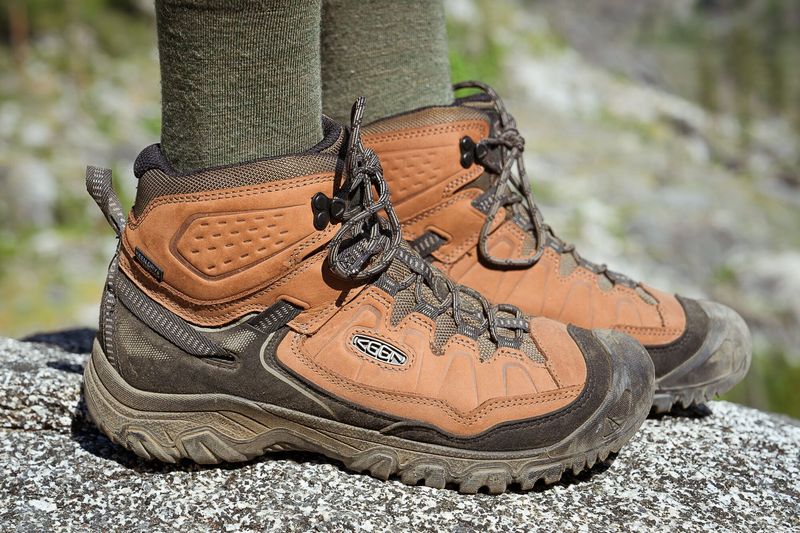 KEEN Targhee IV Waterproof Mid