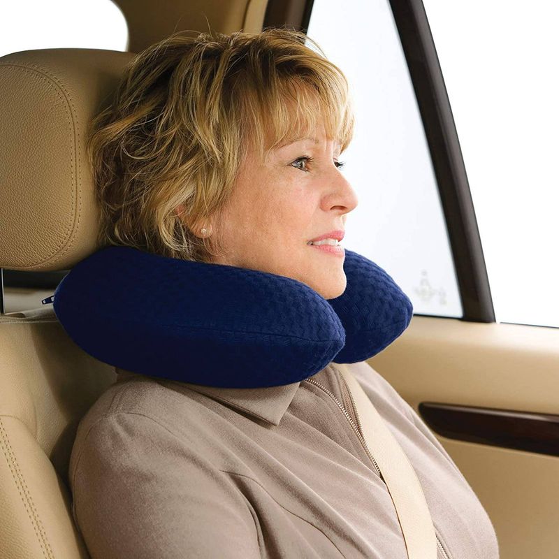 A Truly Comfortable Travel Pillow