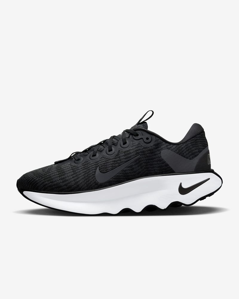 Nike Motiva Walking Shoes