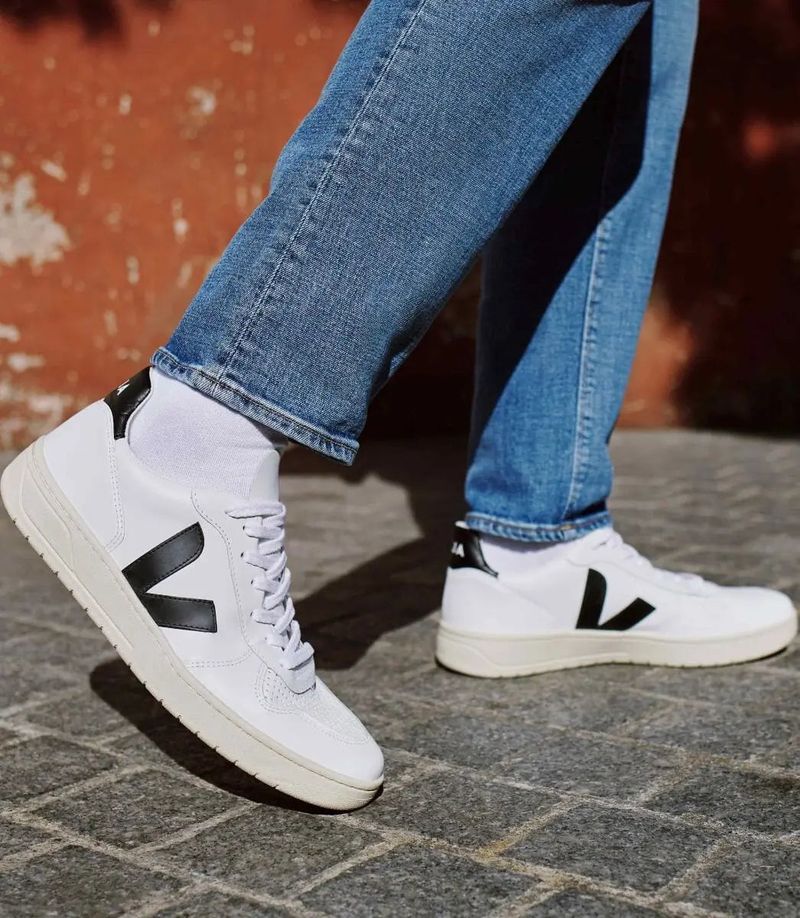 Veja V-10 - the