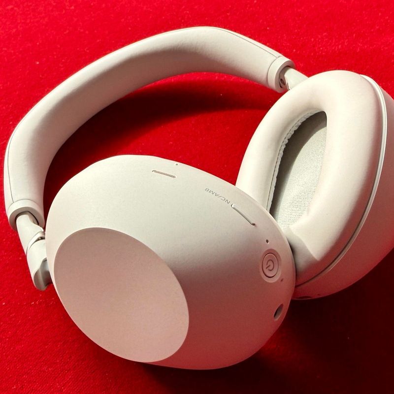 Sony WH-1000XM6 Noise Cancelling Headphones