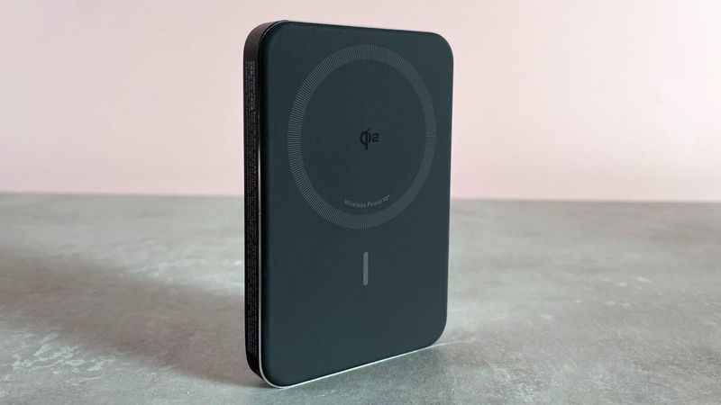 Anker MagGo Power Bank (10K, Slim – 10,000mAh)