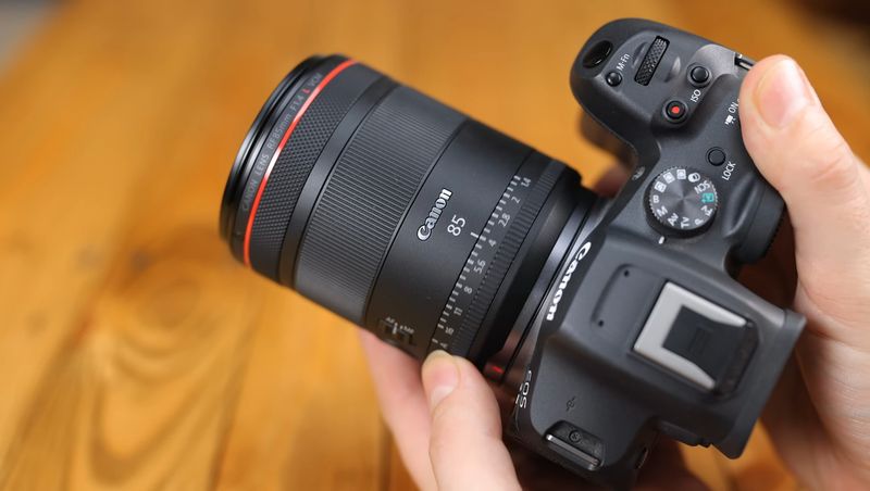 Canon RF 85mm F1.4 L VCM Lens