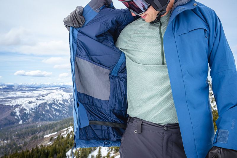 Best Budget Insulated (M/W): REI Co-op Powderbound