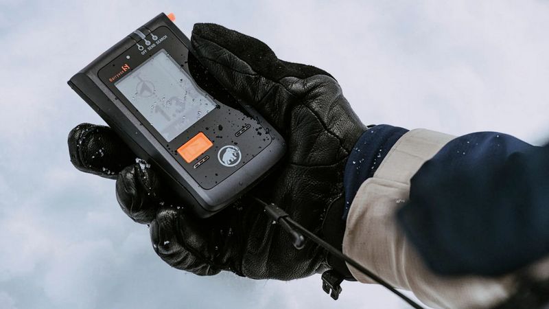 Best Avalanche Beacon (Backcountry): Mammut Barryvox S