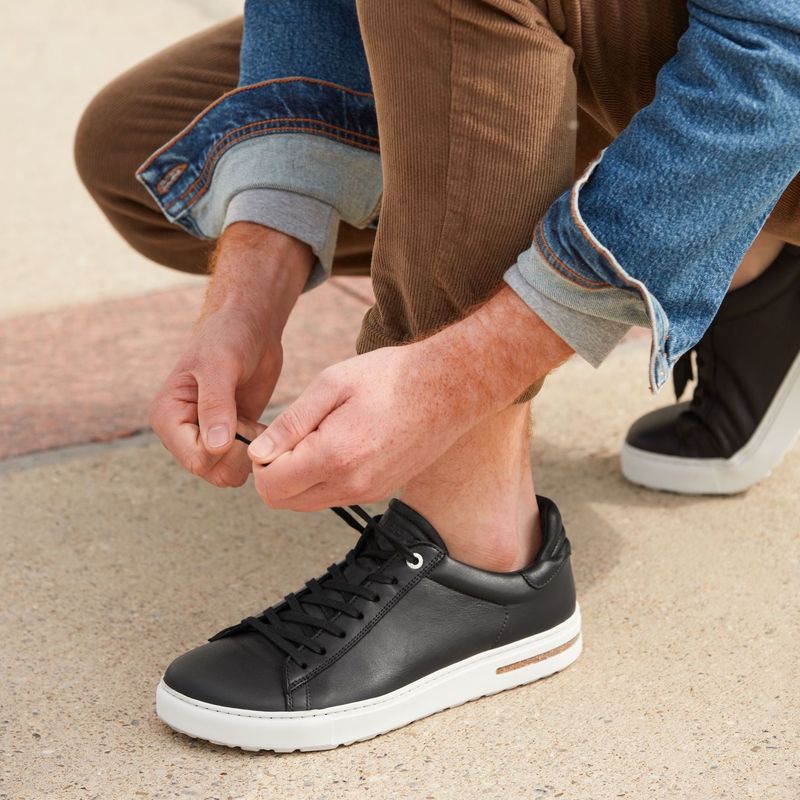 Birkenstock Bend Low (Wide) – Supportive cork-latex footbed with a natural fit, ideal for sightseeing and urban strolling