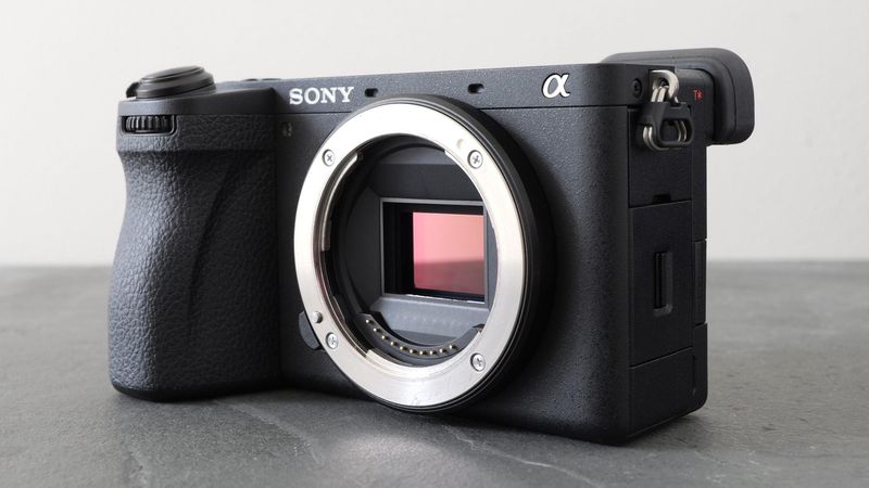 Sony A6700 – Serious Performance in a Compact Body
