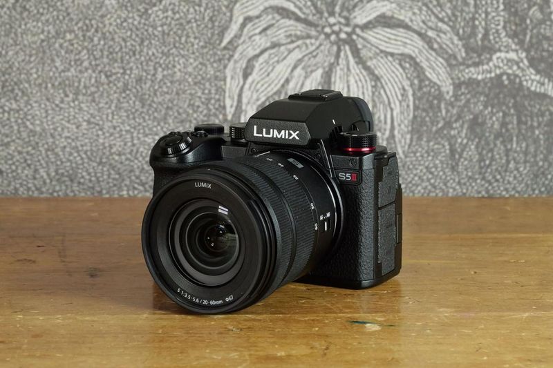 Panasonic Lumix S5 II – Dual-native ISO budget hero