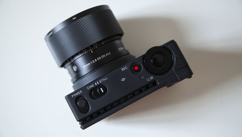 Sigma fp L