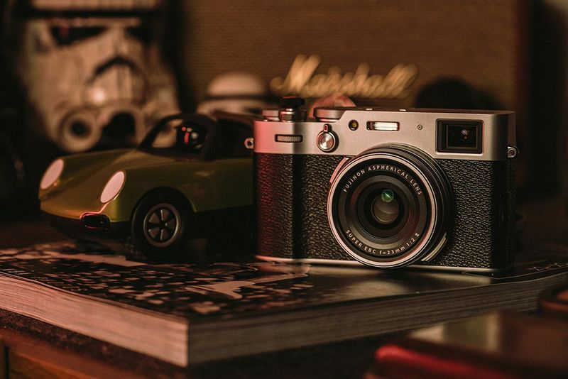 Fujifilm X100V