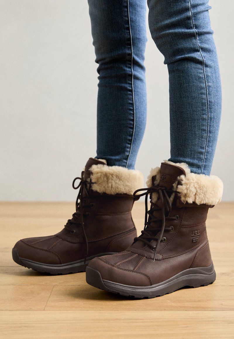 UGG Adirondack III