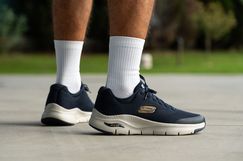 Skechers GOwalk Arch Fit