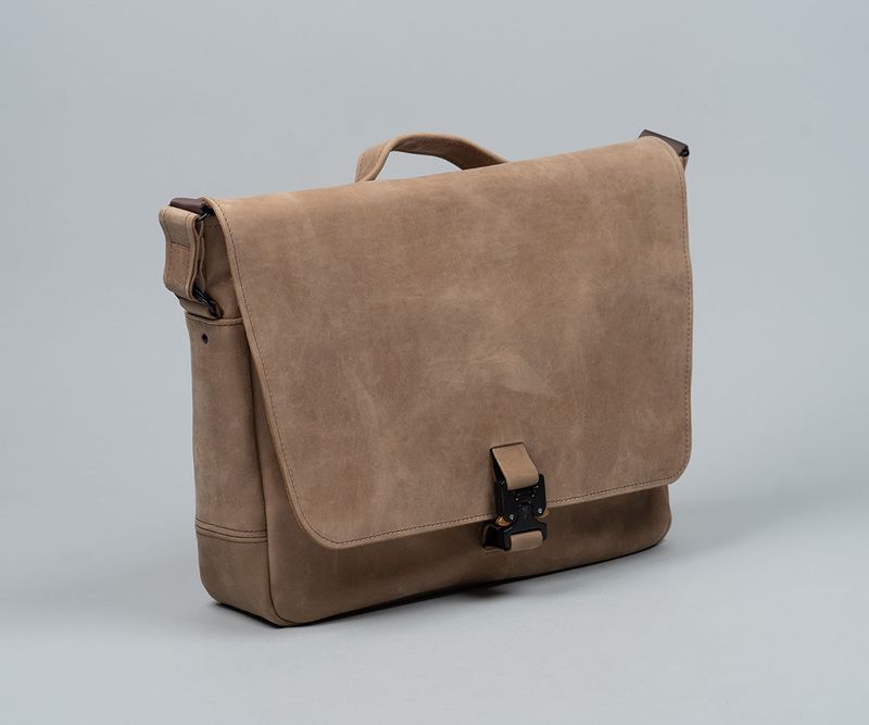 Waterfield Designs Executive Messenger