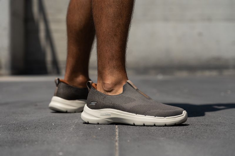 Skechers GOwalk 6
