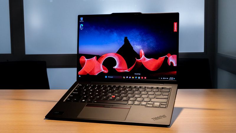 Lenovo ThinkPad X1 Carbon Gen 12 (2024)