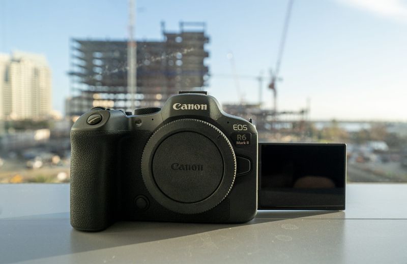 Canon EOS R6 Mark II
