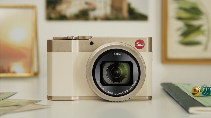 Panasonic Lumix ZS200 / TZ200