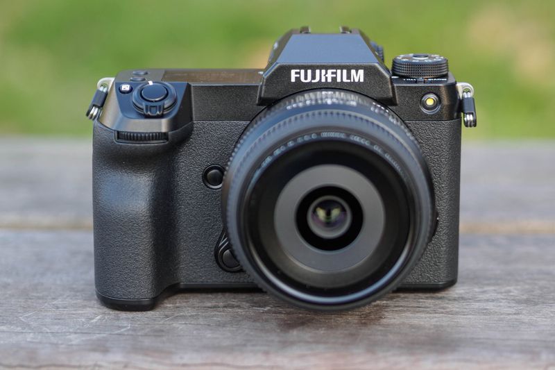 Fujifilm GFX100S