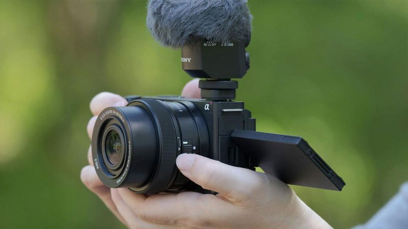 Sony Alpha ZV-E10 II