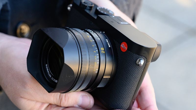 Leica Q2