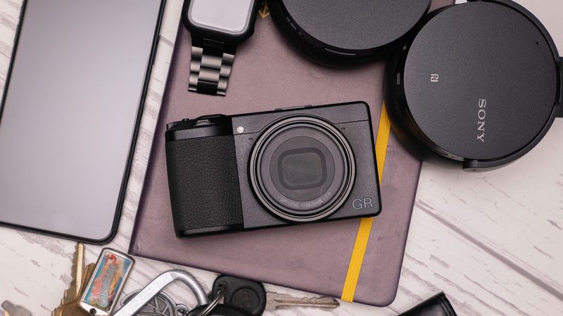 Ricoh GR III