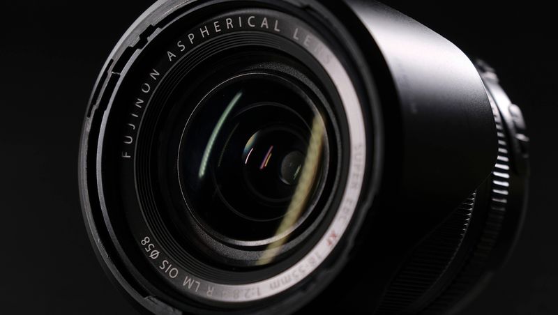 Fujifilm XF 18-55mm F2.8-4 R LM OIS