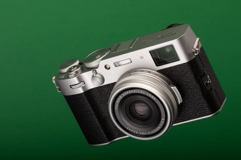 Fujifilm X100VI – The Pocket Street King