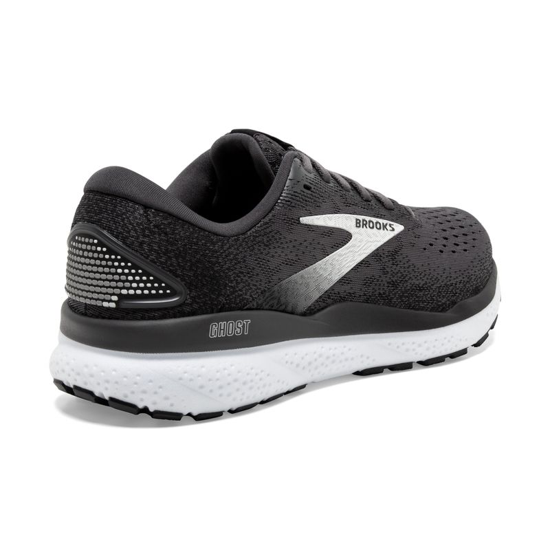 Brooks Ghost 16 – Balanced and Podiatrist-Approved