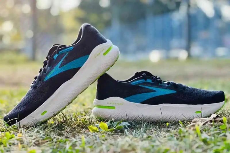 Brooks Ghost 16