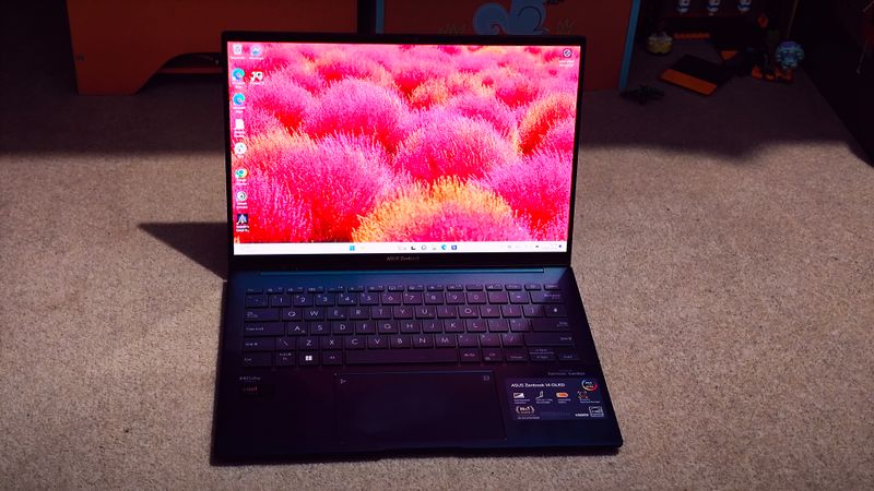 Asus Zenbook 14 OLED (UX3405, 2024)