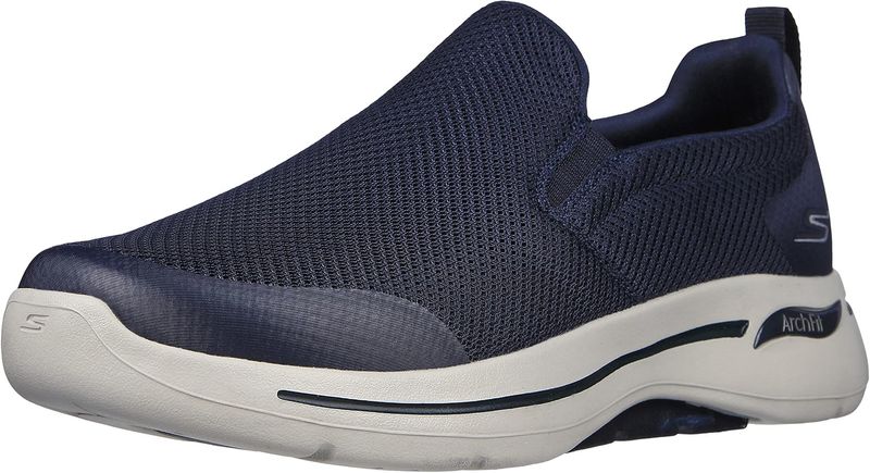 Skechers GOwalk Arch Fit (Wide) – Lightweight slip-on comfort with supportive Arch Fit insoles, great for travel and casual sightseeing
