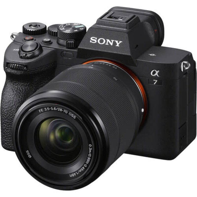 Sony A7 IV – Hybrid workhorse with strong high-ISO