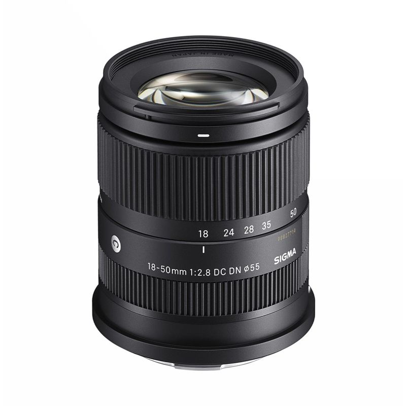Sigma 18–50mm F2.8 DC DN (APS-C standard zoom)