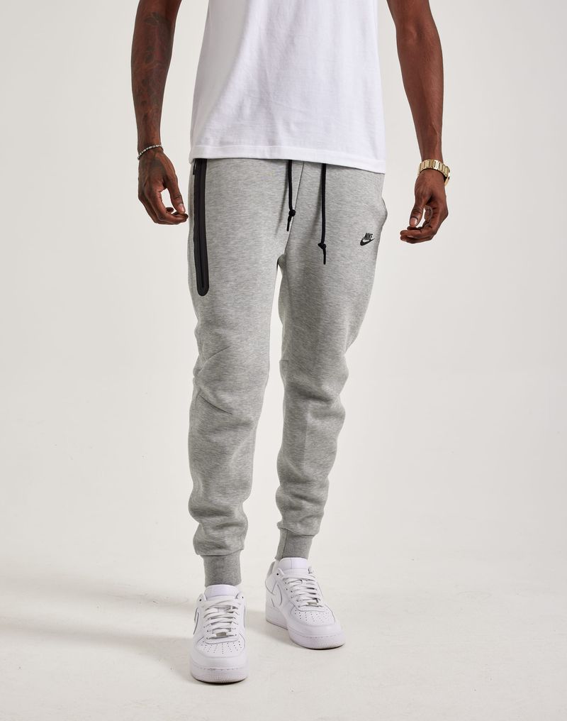 Nike Tech Fleece Jogger (men's & women's)