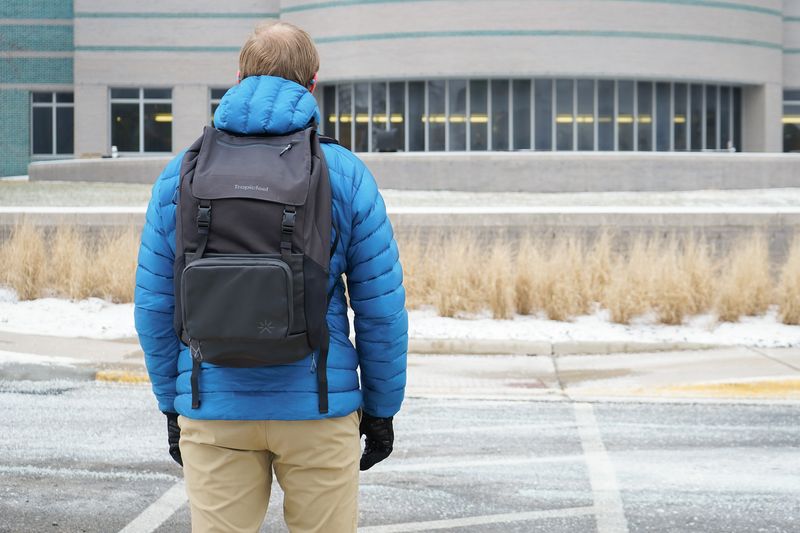 Tropicfeel Shell (22-40L)