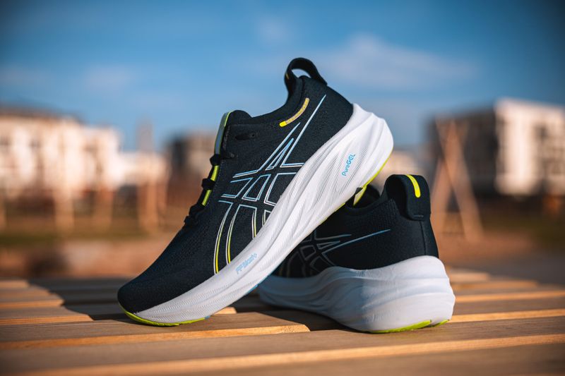 ASICS GEL-Nimbus 26 – Shock Absorption for Sensitive Joints