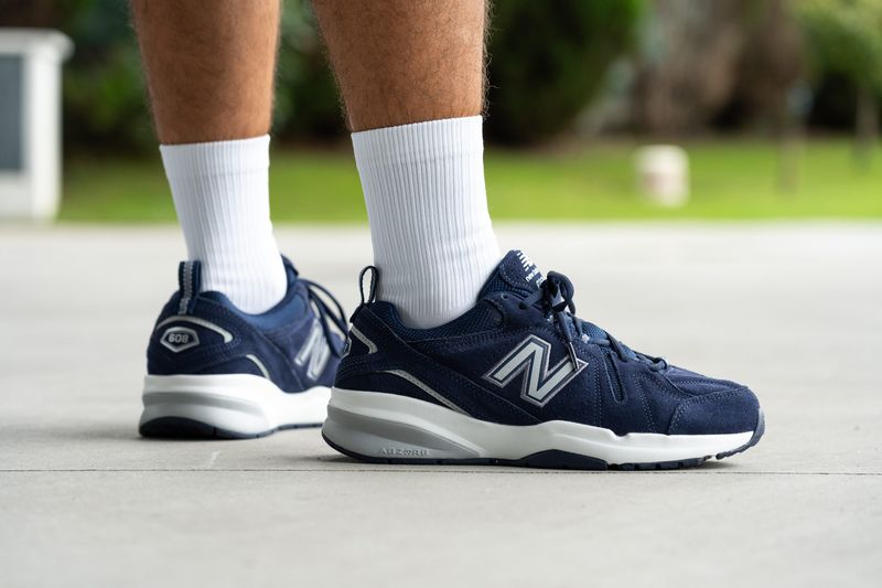 New Balance 608v5
