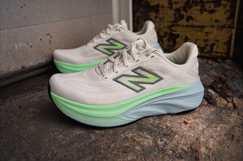 New Balance Fresh Foam X More v6: Big Foam for Recovery-Day Softness (and Long Pavement Days)
