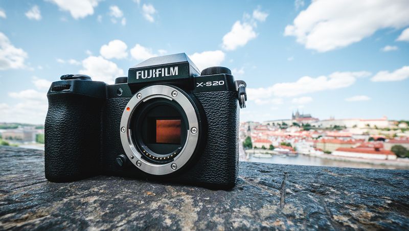 Fujifilm X-S20