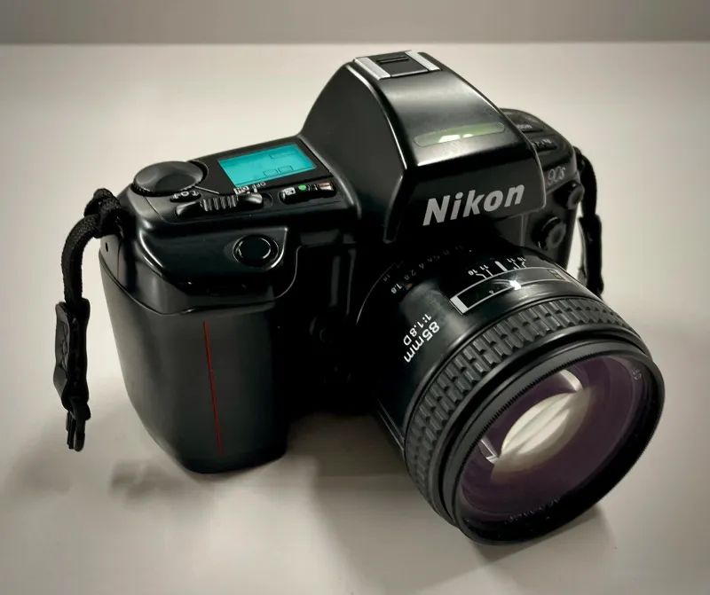 Nikon N90s / F90x (1994)