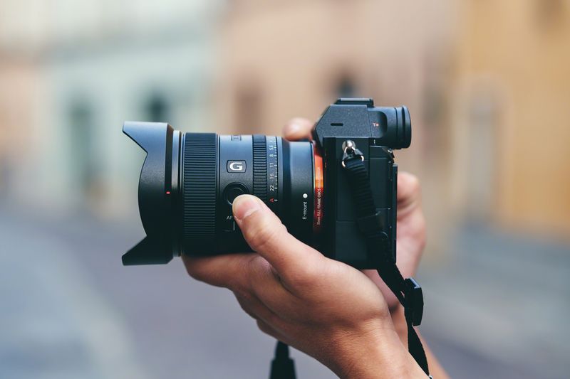 Sony FE 20mm f/1.8 G
