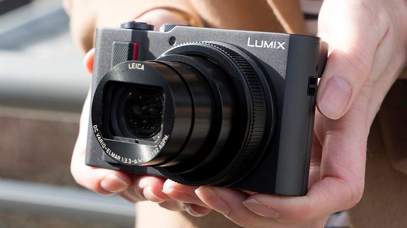 Panasonic Lumix ZS200
